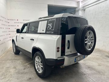 Land-Rover Defender - 6