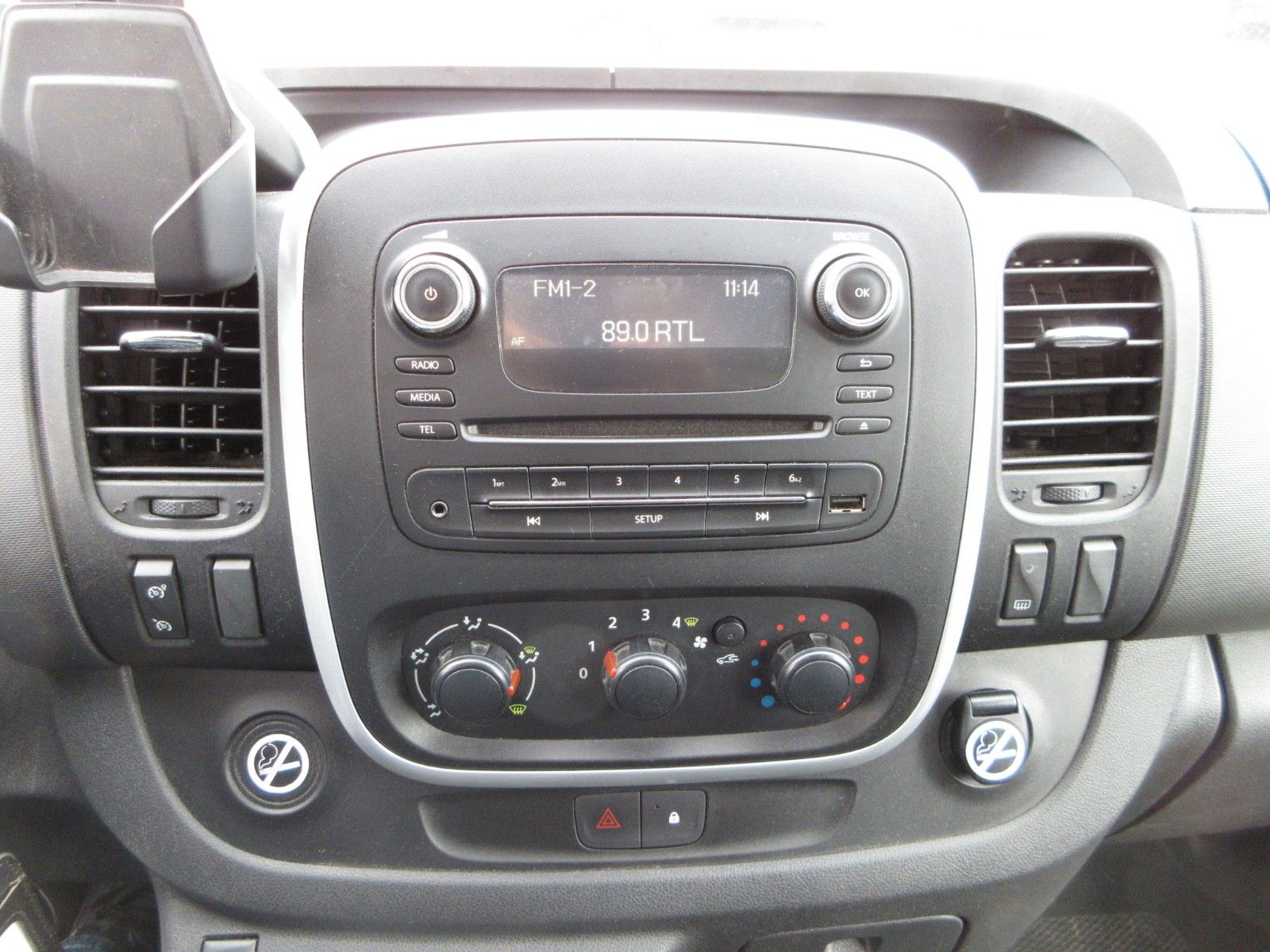 Fahrzeugabbildung Opel Vivaro Kasten L2H1  LED/PDC/TEMPOMAT