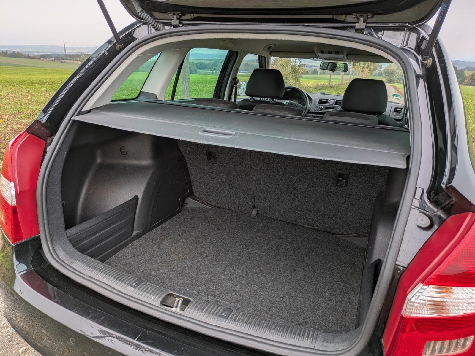 Skoda Fabia 2011 — photo 11