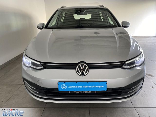 Golf VIII Variant 2.0 TDI Life NAVI KLIMA PDC LE