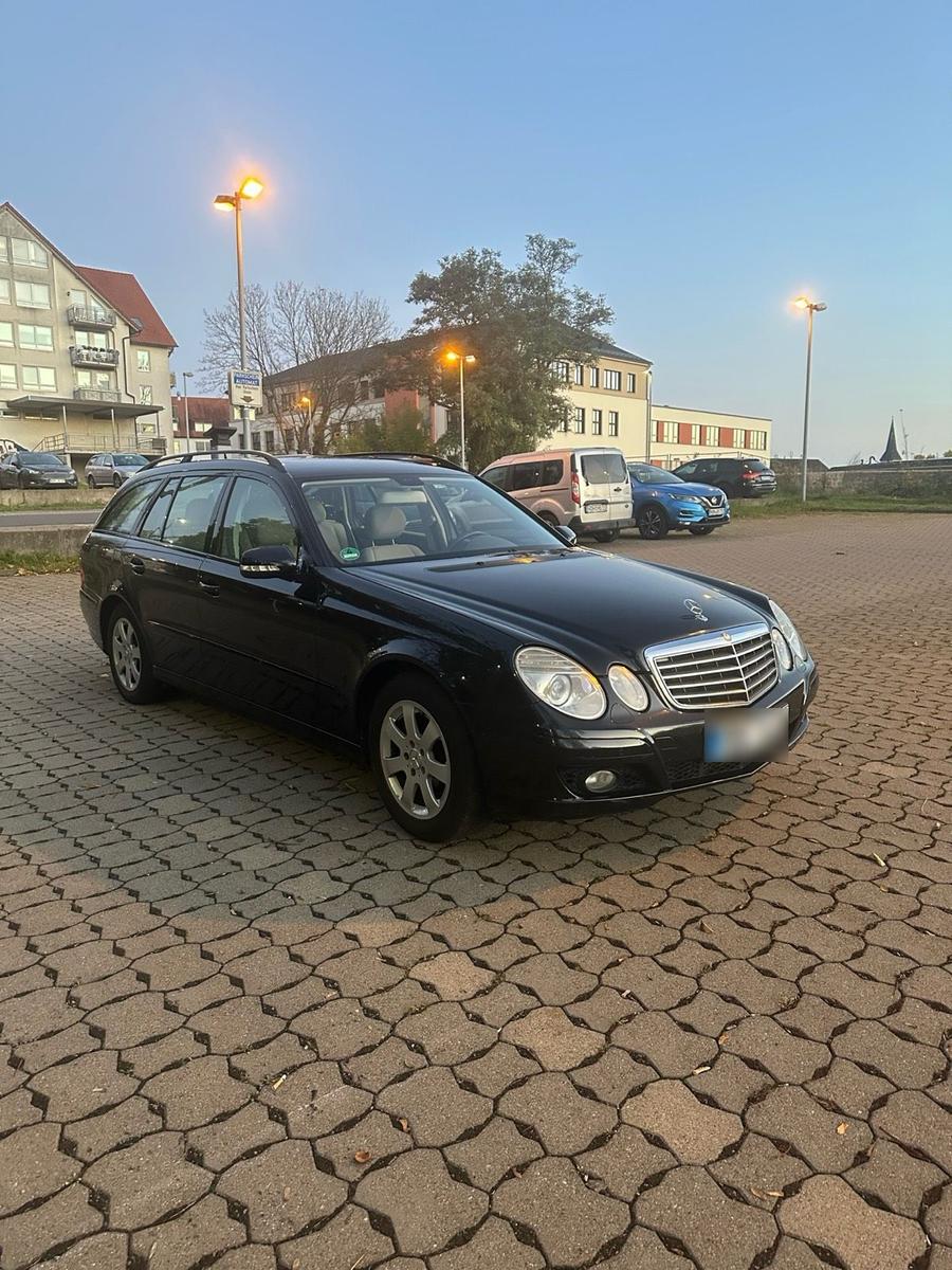 Mercedes-Benz E220 2007 — photo 8
