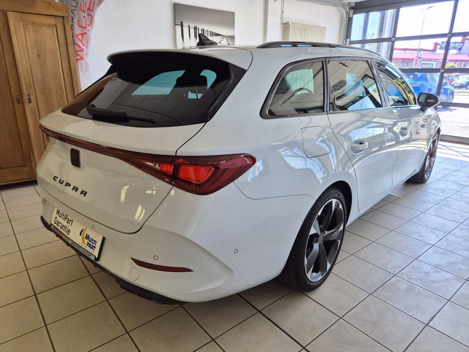 Fahrzeugabbildung CUPRA Leon Sportstourer / NAVI / KAMERA / T-LEDER