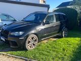 BMW X5 M  - schwarze BMW X5 M