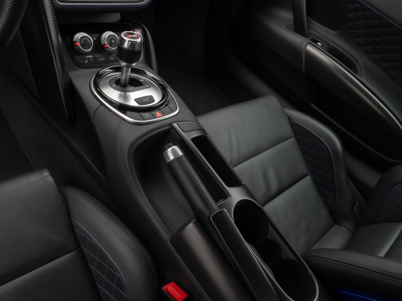 Fahrzeugabbildung Audi R8 Coupe 5.2 FSI LMX Sonderedition 1 OF 99 Laser