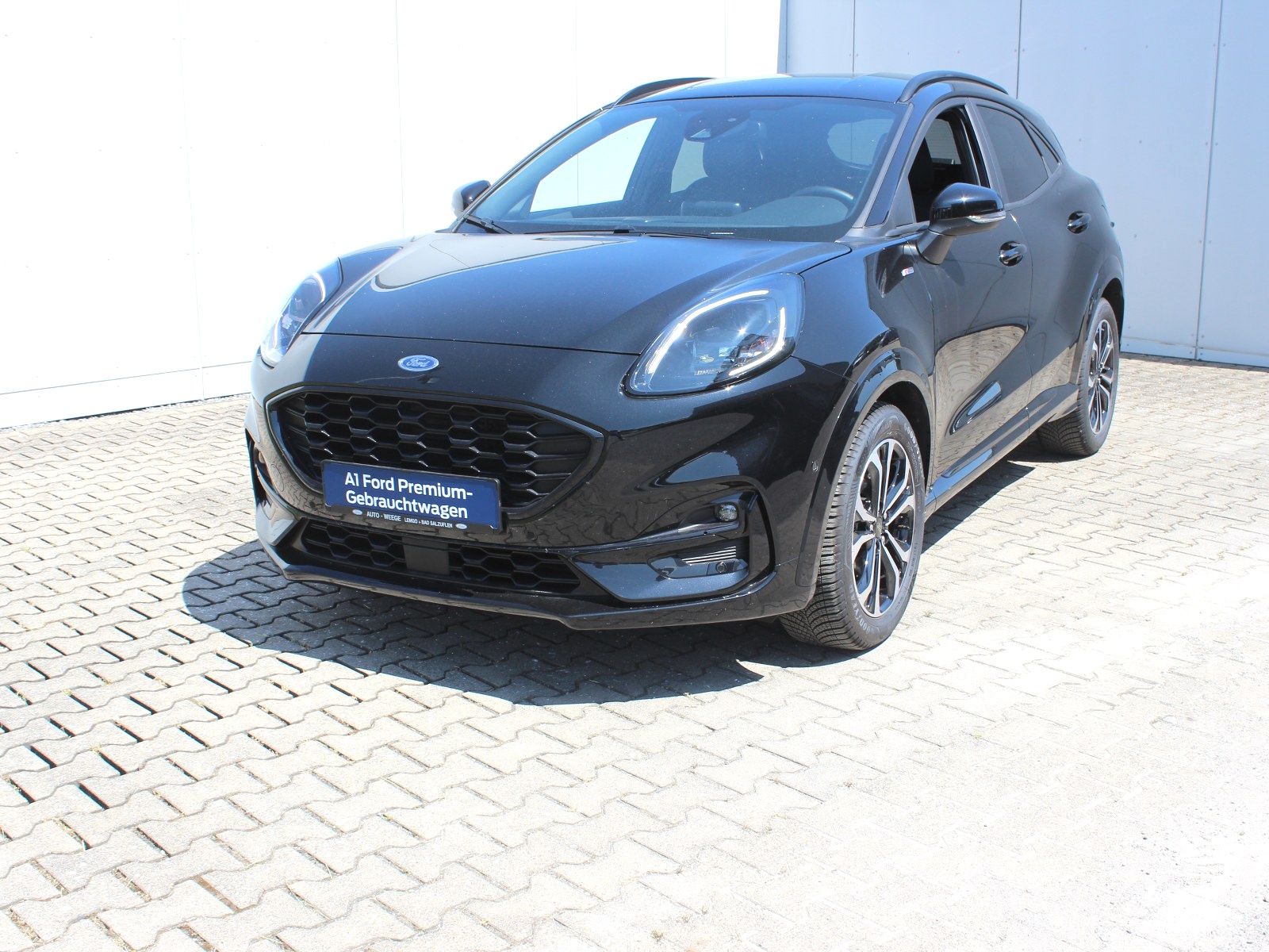Fahrzeugabbildung Ford Puma ST-Line X 1,0 EcoBoost Mild Hybrid