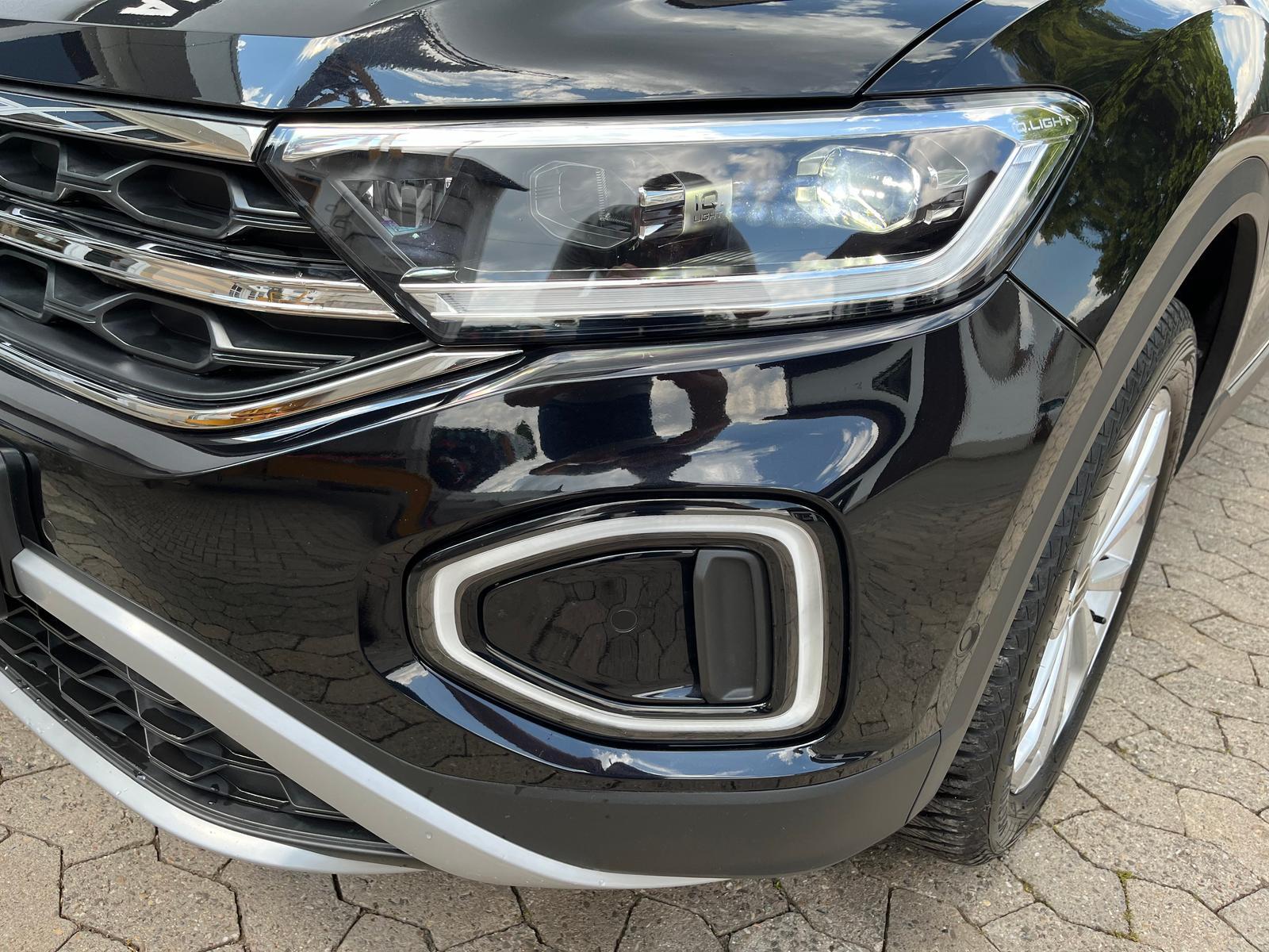 Volkswagen T-Roc Style 2,0 TDI DSG LED NAVI KAM ACC SHZ PDC