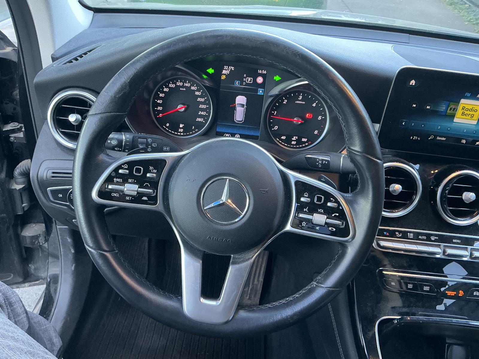 Mercedes-Benz GLC 220 d 4Matic Navi Spurassist. ACC LED SHZ