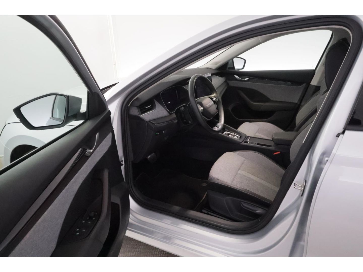 Skoda Octavia 2.0TDI Combi DSG Selection+LED+KAMERA foto 14