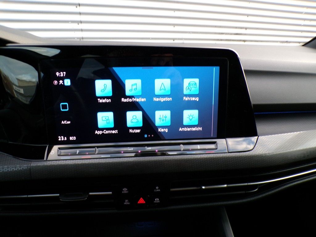 Fahrzeugabbildung Volkswagen Golf VIII 1,4 GTE DSG *LEDMatrix*NAVI*DigitalCoc