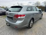 Toyota Avensis Kombi Edition - Toyota Avensis Edition mit Diesel-Antrieb