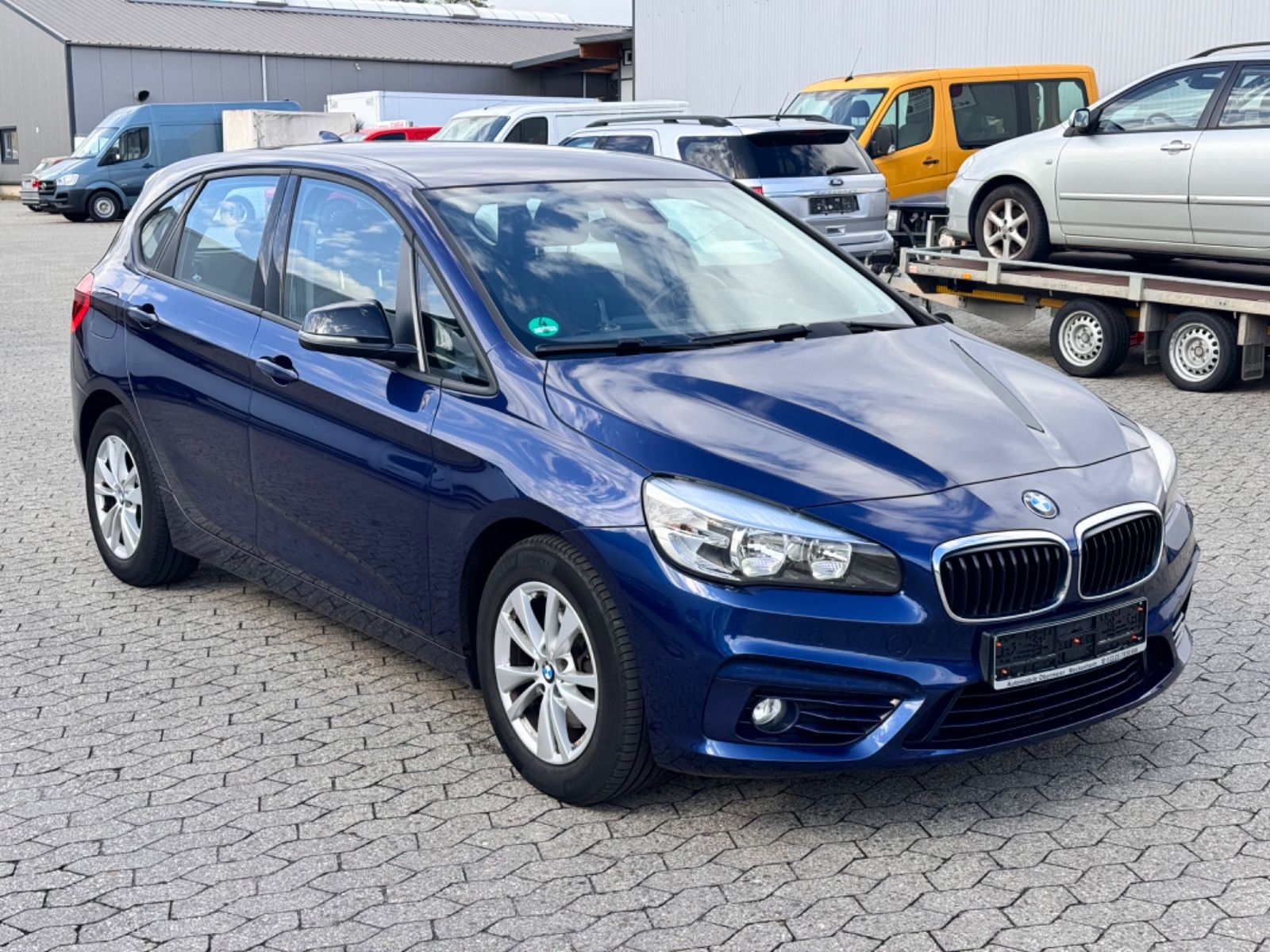 BMW BMW 216d Active Tourer Sport PDC Tempomat TÜV+ÖL N