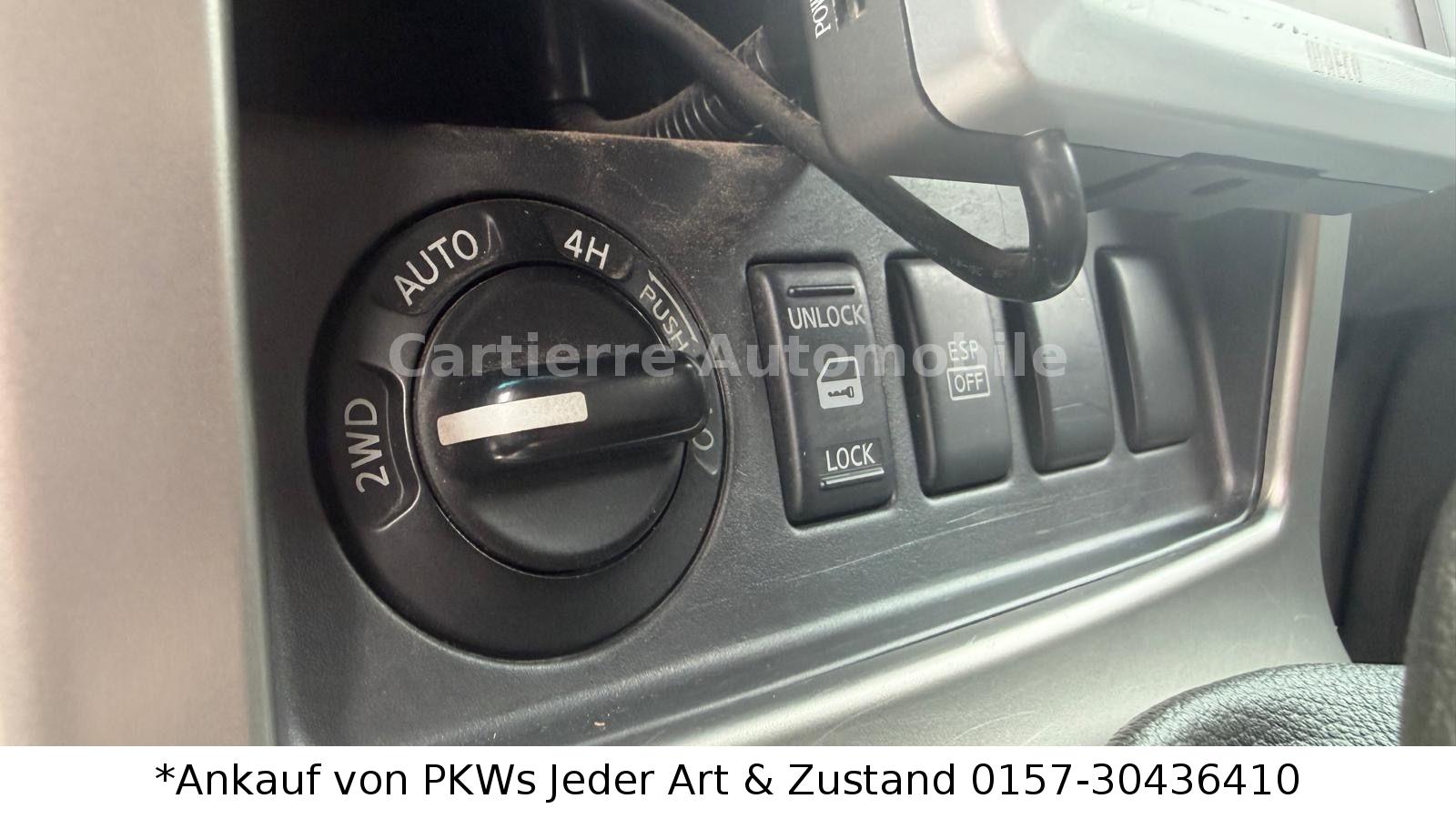 NISSAN PATHFINDER 2.5 DCI 174CH - ELEGANCE - BVM - CLIMATISATION - ATTELAGE