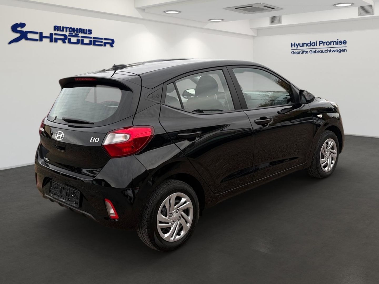 Fahrzeugabbildung Hyundai i10 1.0 Select Allwetter Navigation Kamera Klima