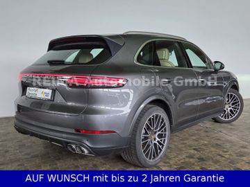 Porsche Cayenne - 4