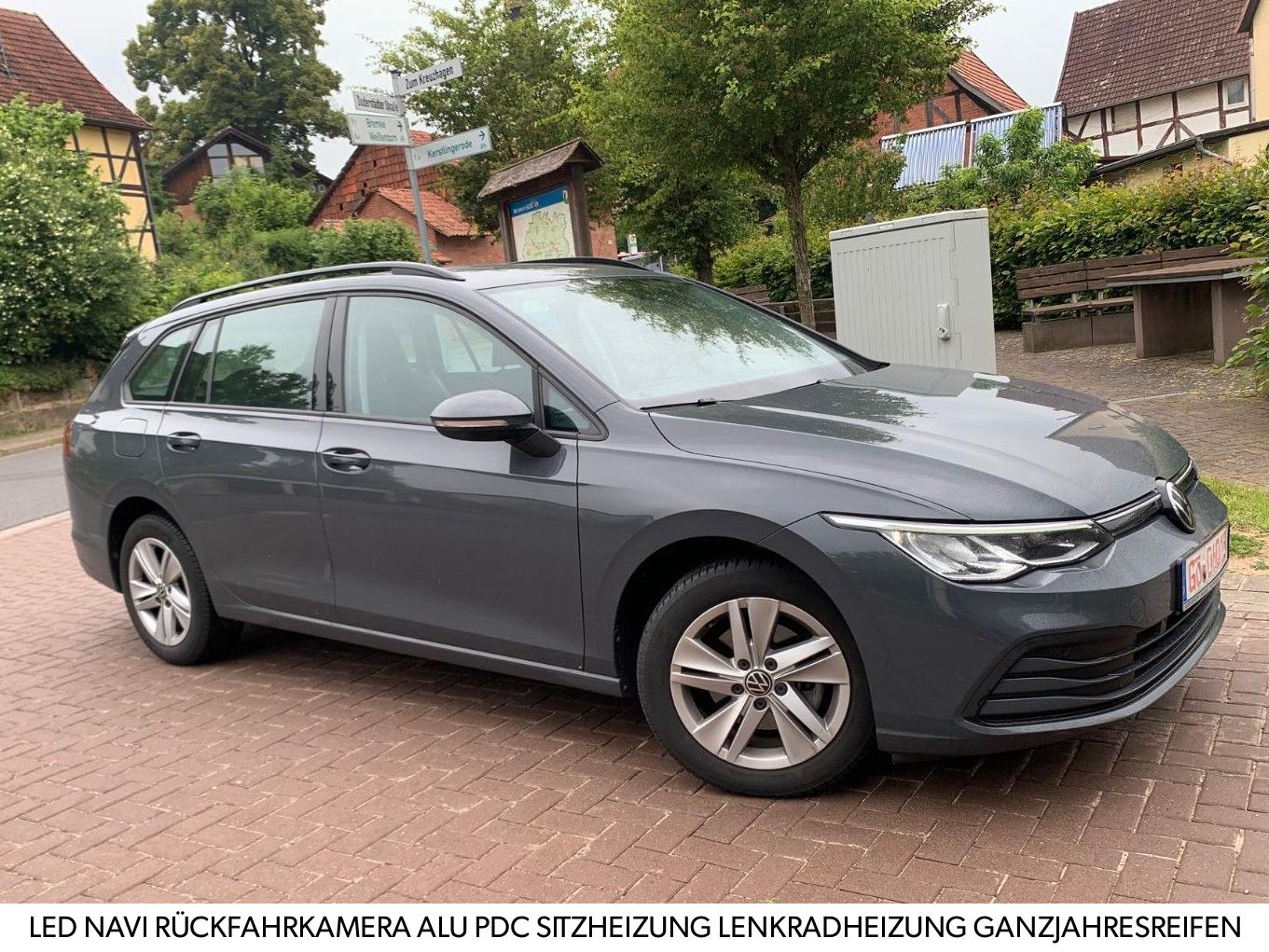Volkswagen Golf VIII Variant Life NAVI SHZ LED ALU PDC ACC