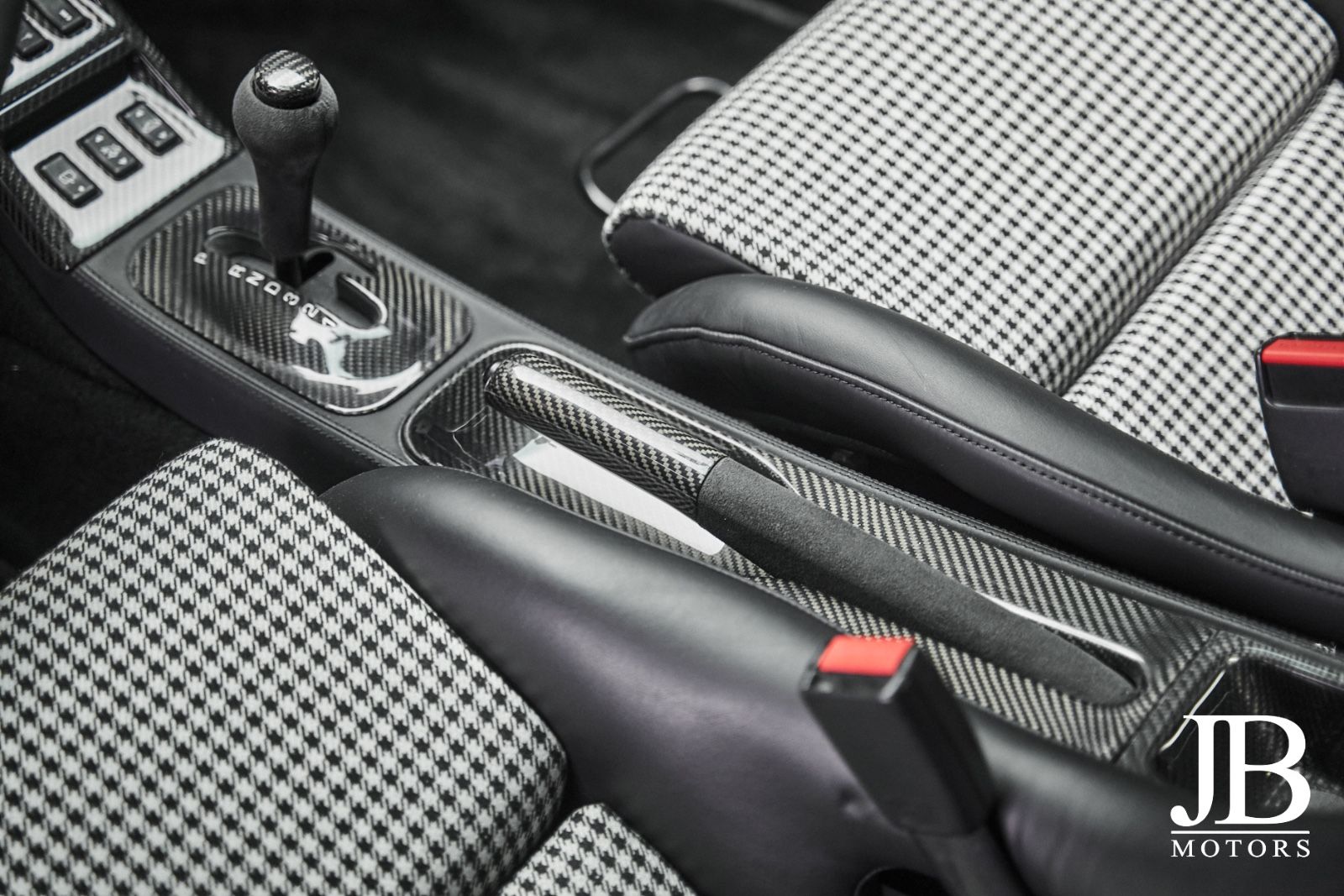 Fahrzeugabbildung Porsche 993 Carrera RS Optik Neuaufbau Recaro Carbon