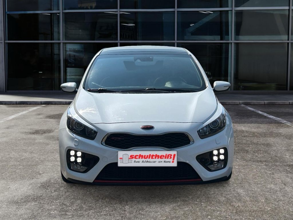 Fahrzeugabbildung Kia Ceed 1.6 T-GDI GT-Track