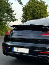 Porsche Panamera GTS 4,8 Facelift Chrono TURBO II RAD  - Porsche Panamera in Frankfurt (Main)