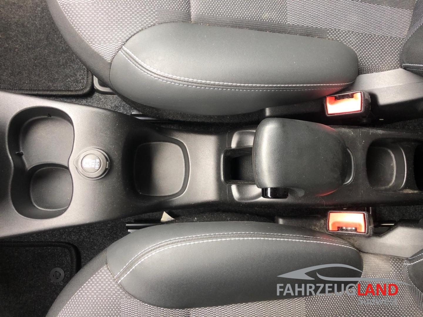 Fiat Panda City Cross Klimaautomatik Einparkhilfe hin