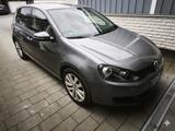 Volkswagen Golf 1.4 - Volkswagen Golf aus 2011 mit Benzin-Antrieb: Kombi, 1.4