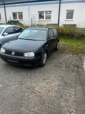 Volkswagen Verkaufe Golf 4