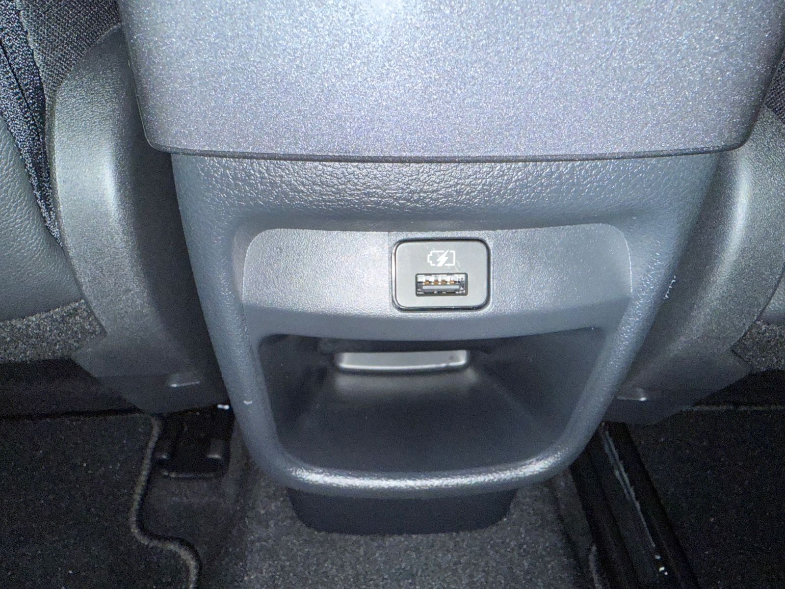 Fahrzeugabbildung Nissan Juke Hybrid Tekna; Leder, 19Zoll, 360°