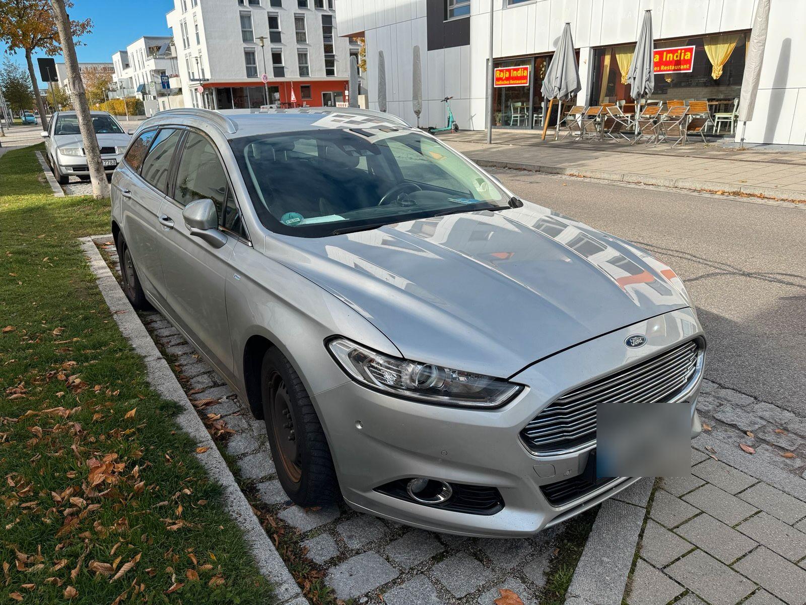 Ford Mondeo 2015 — interior