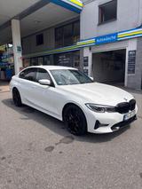 BMW 330i Advantage Automatic Advantage - BMW 330 von privat