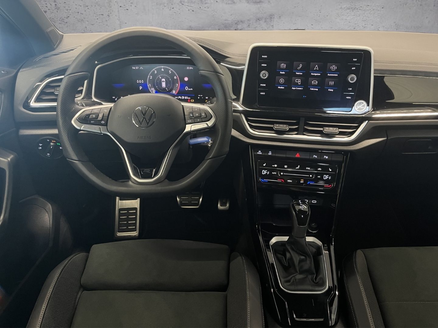 Volkswagen T-Roc - Bild 12