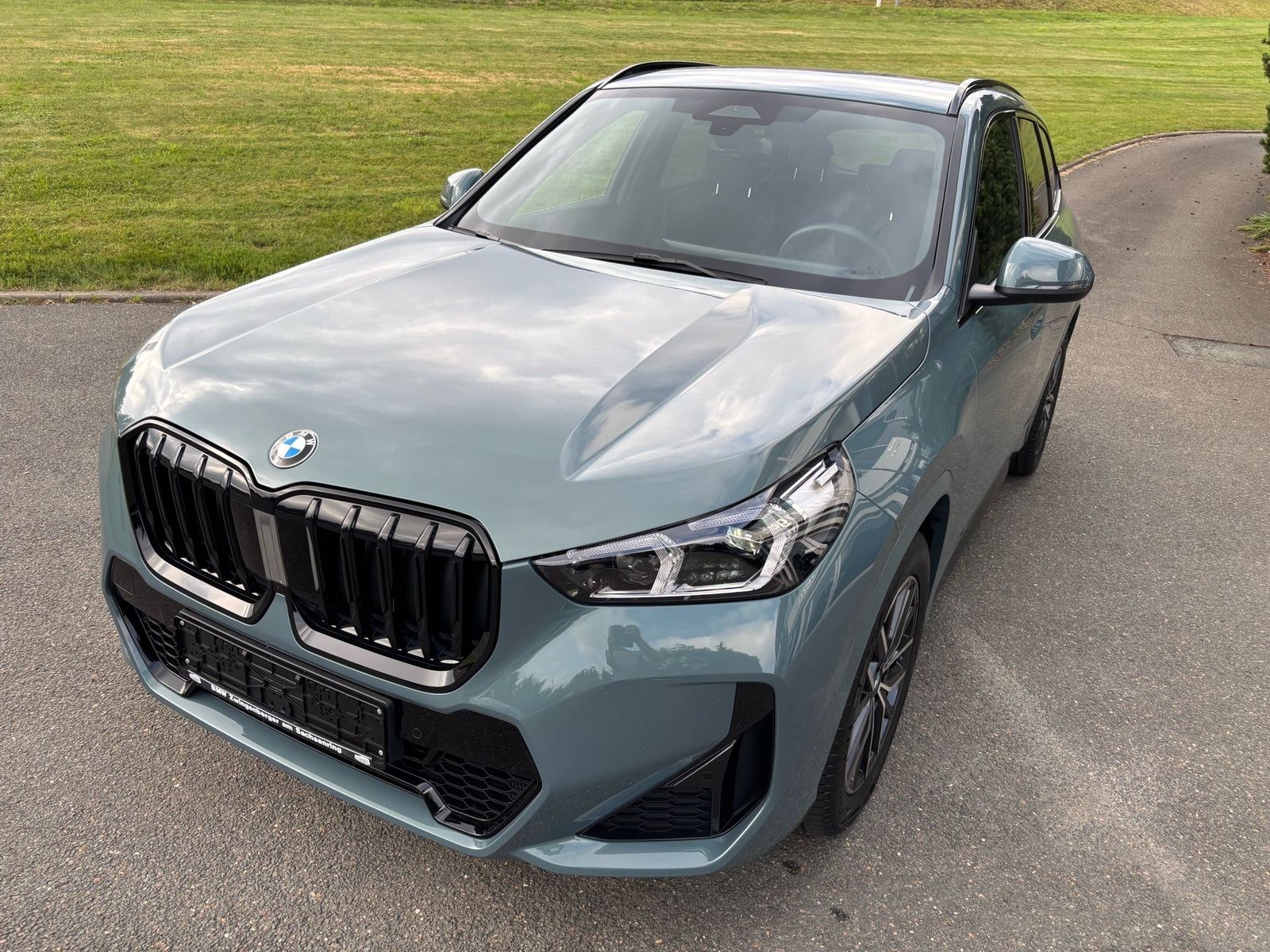 BMW X1 sDrive20i M-Sportpaket Navi Sitzhzg. DAB foto 2