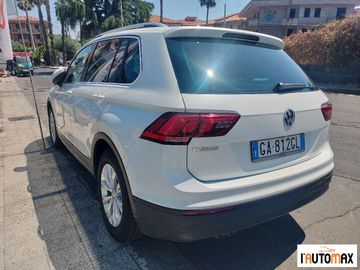 Volkswagen Tiguan - 7