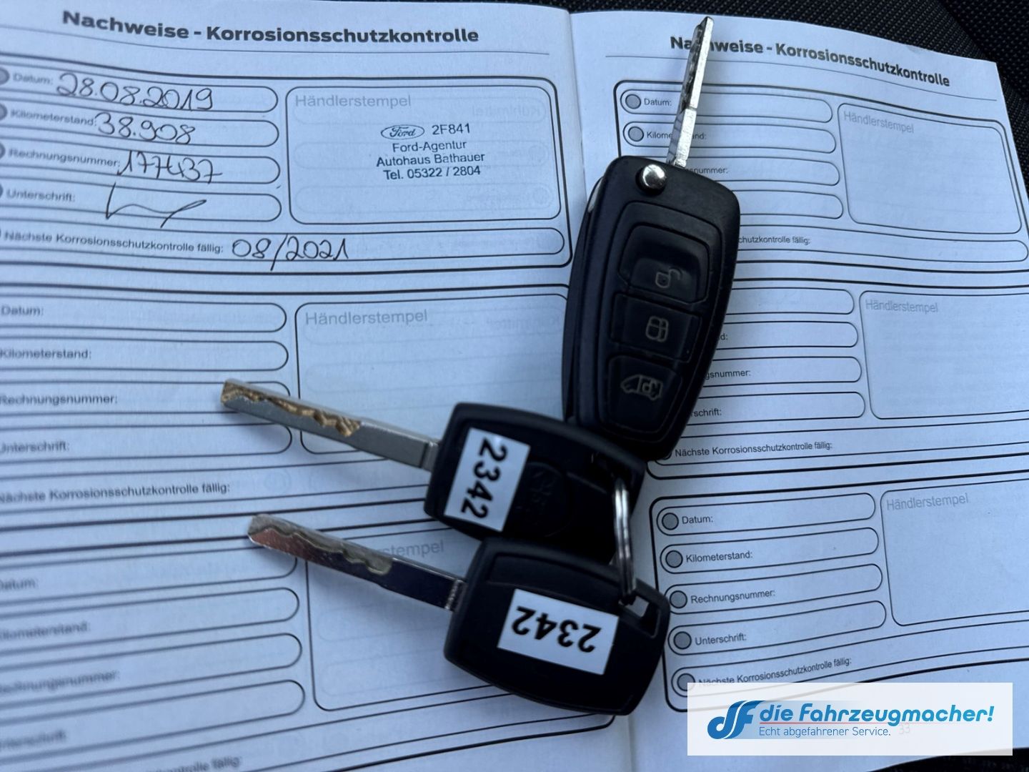 Fahrzeugabbildung Ford Transit Custom Kombi 300 L1 2.2 TDCi *2342 *KLIM
