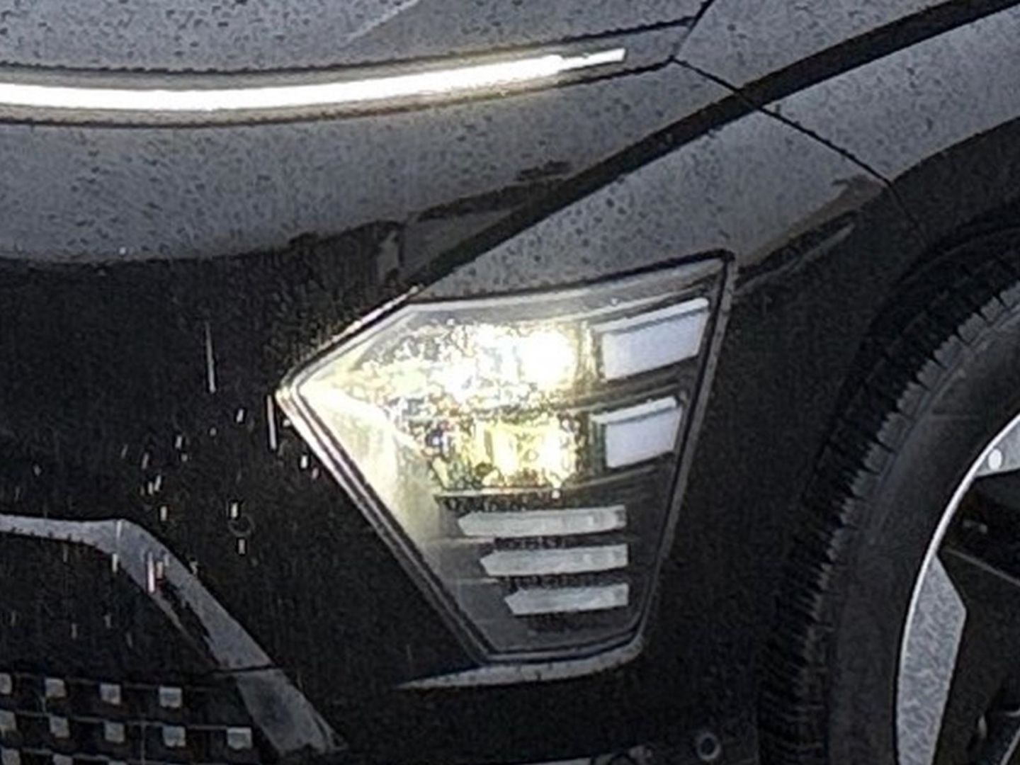 Fahrzeugabbildung Hyundai KONA Elektro PRIME 65,4kWh SITZ-P+LEDER+360°CAM+