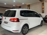Volkswagen Sharan United Panorama/Schiebedach/LED/Navi - Volkswagen Sharan: United