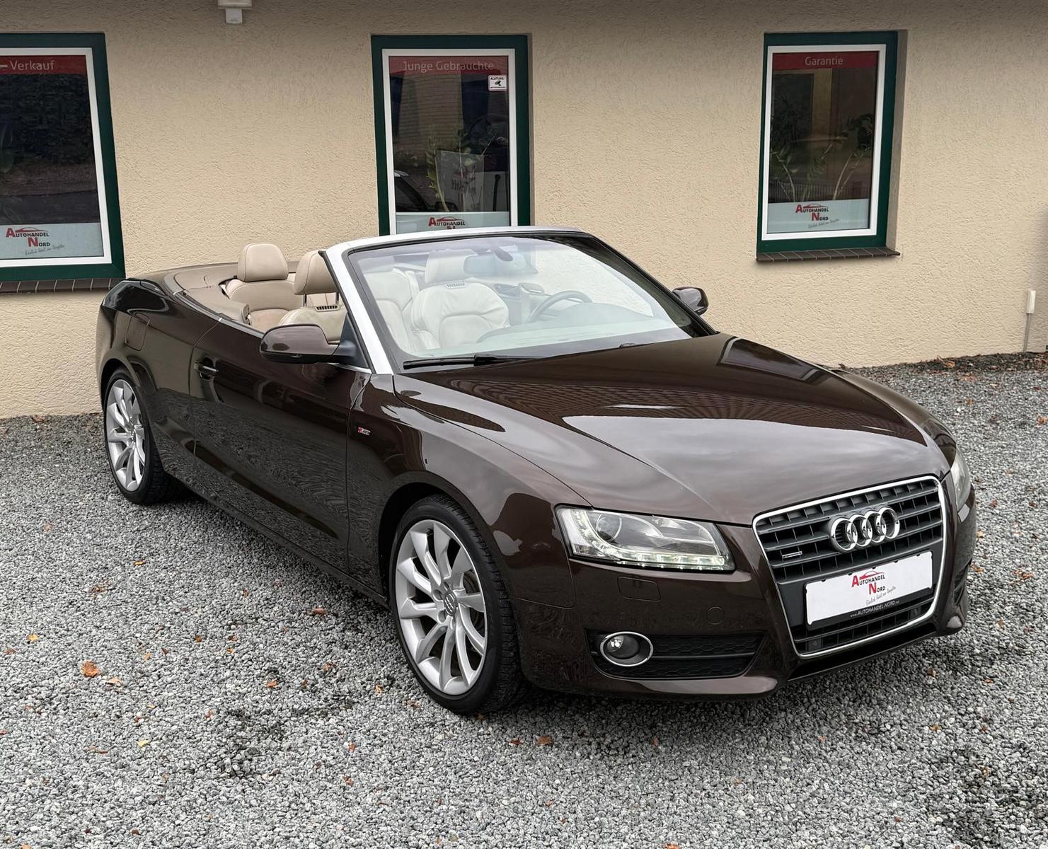 Audi A5 Cabriolet 2.0 S-LINE QUATTRO AHK PDC Airscarf