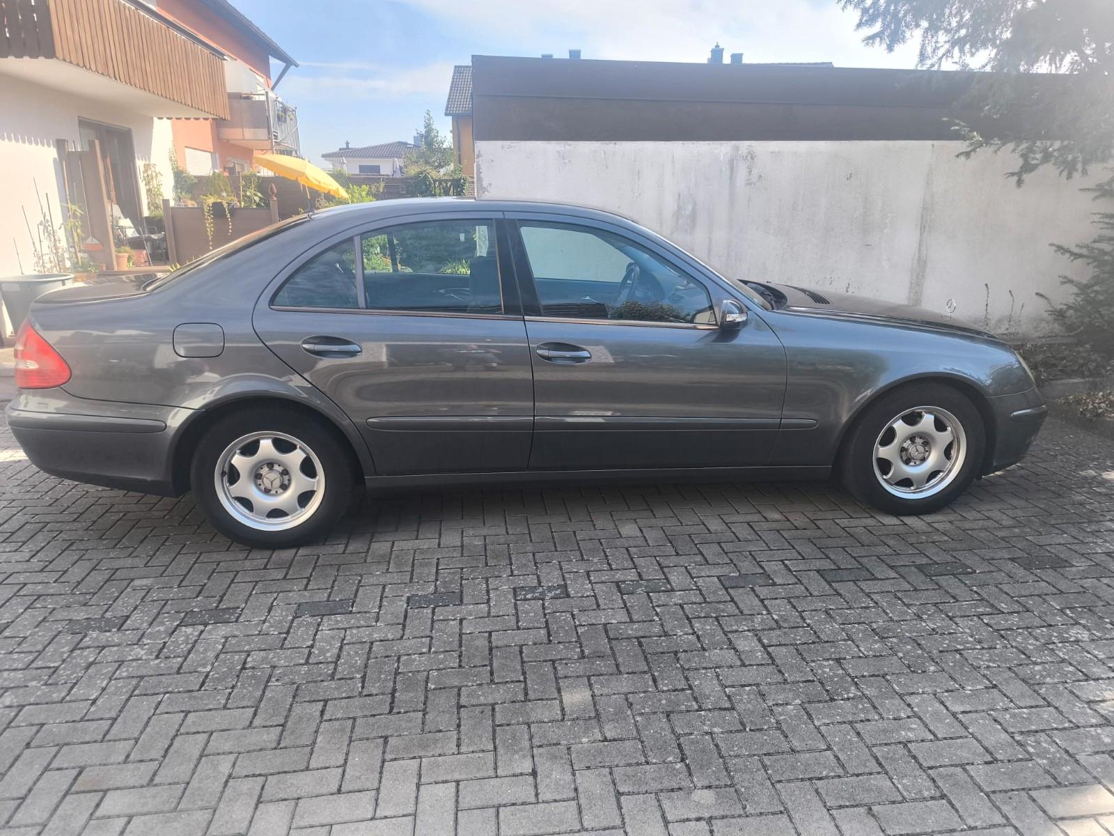 Mercedes-Benz E 220 CDI Classic