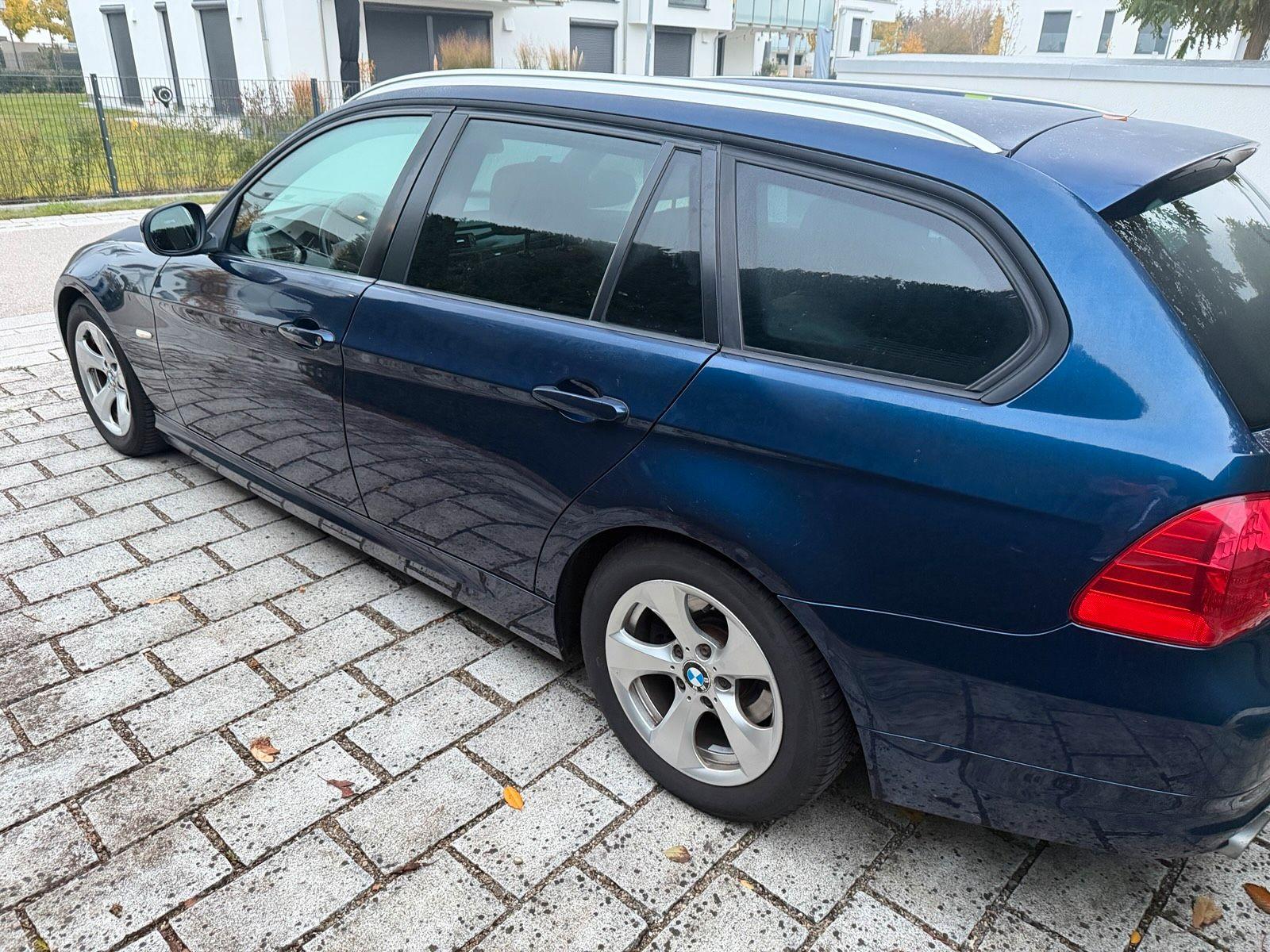 BMW 320 2011 — photo 6
