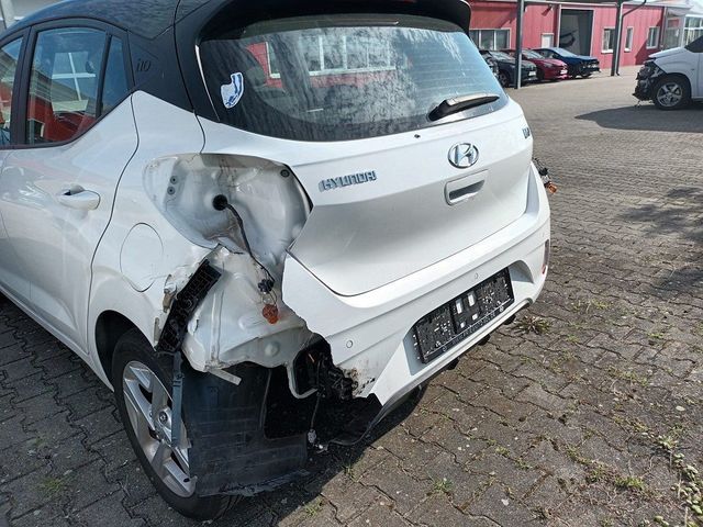 Hyundai New i10 1.0 Benzin Benzin i10 (MJ22) 1.2 Benzin 