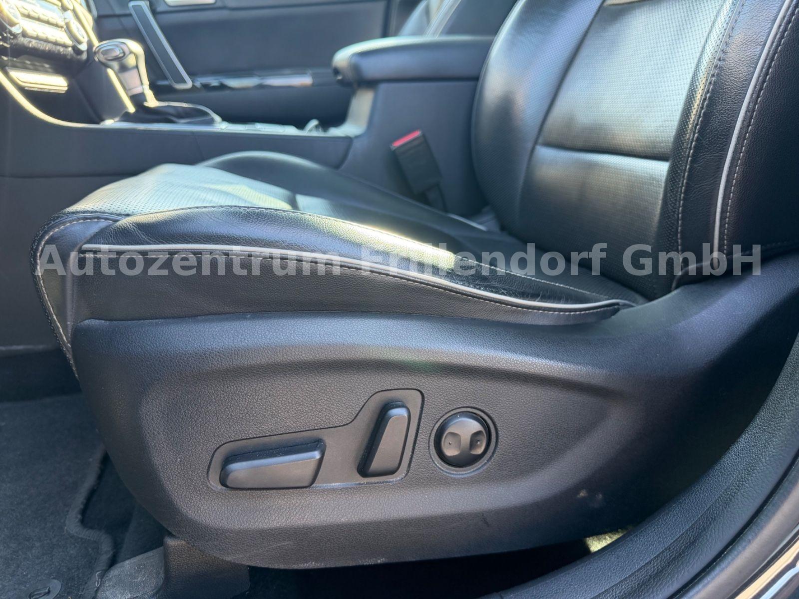 Kia Sportage GT-Line 4WD AUTOMATIK/NAVI/XENON/PANO!!