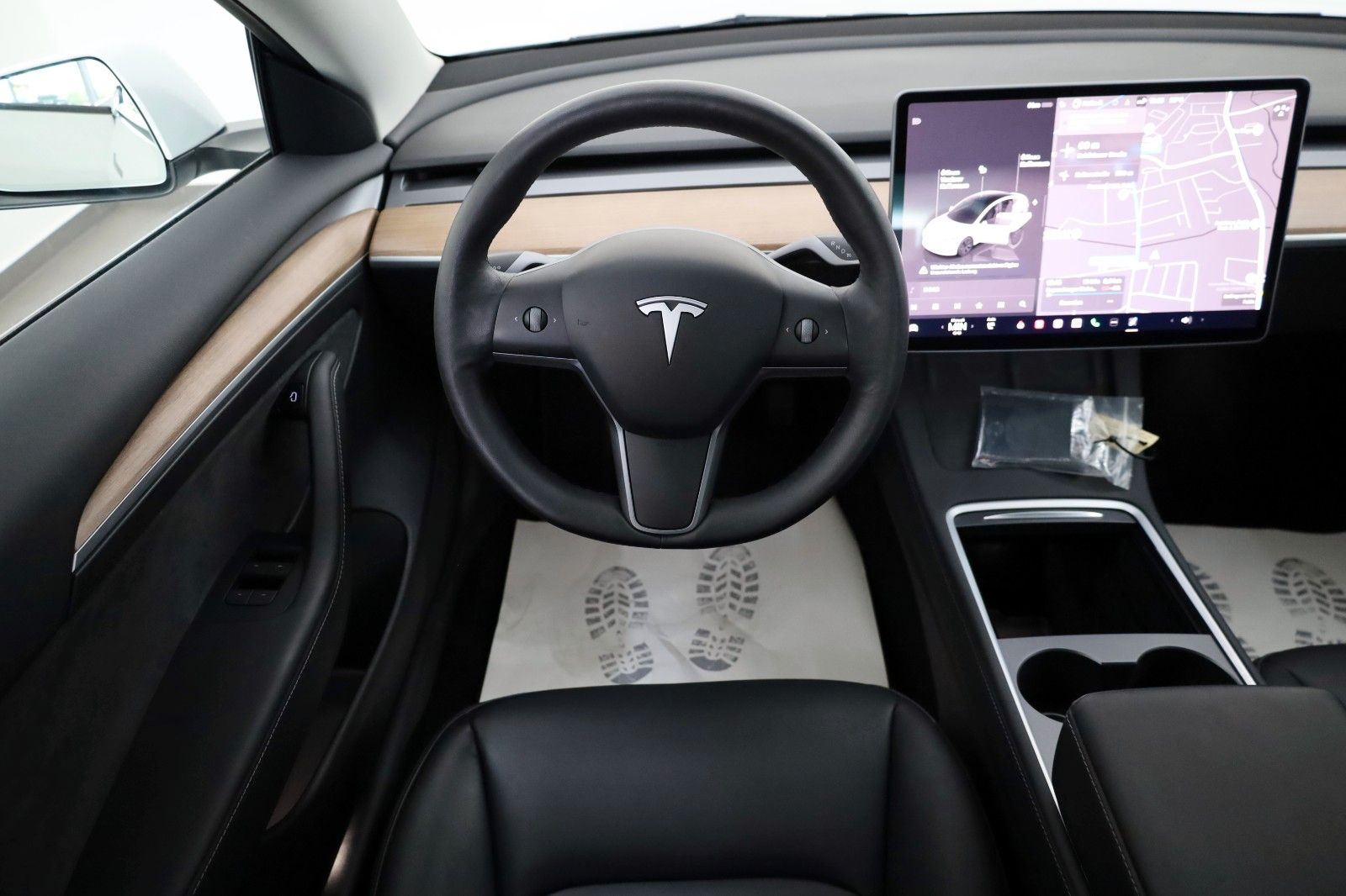 Fahrzeugabbildung Tesla Model 3 Long Range AWD, Autopilot 3, Panorama,WR
