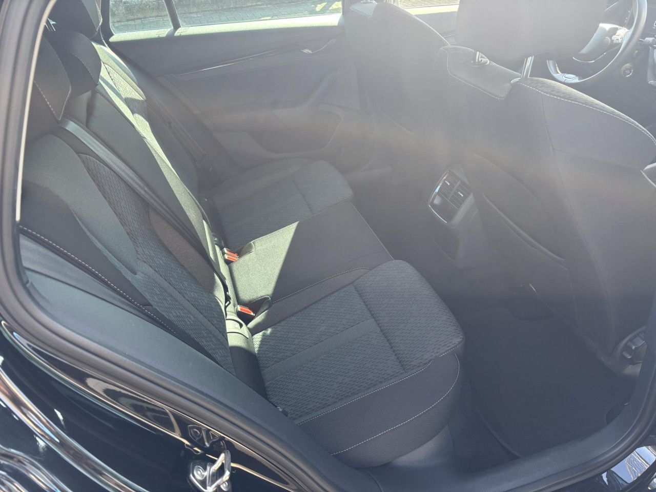 SKODA Octavia Combi 2.0 TDI Ambition AHK