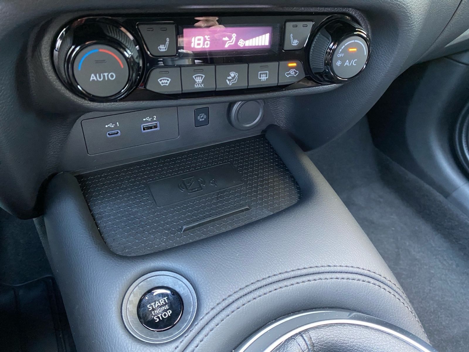 Fahrzeugabbildung Nissan Juke 1.0 DIG-T 6MT N-Connecta*Kamera*Alu*LED*PDC