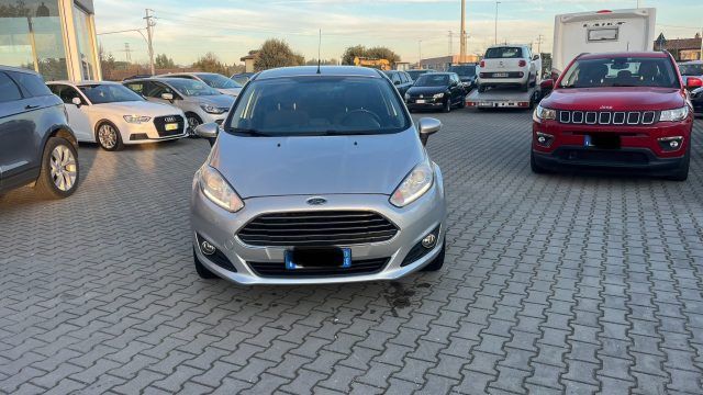 Ford FORD Fiesta 1.4 5p. Bz.- GPL Titanium