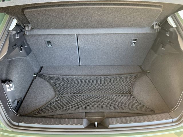 A1 Sportback 30 TFSI ADVANCED LED+VCP+PDC+TEMPOM