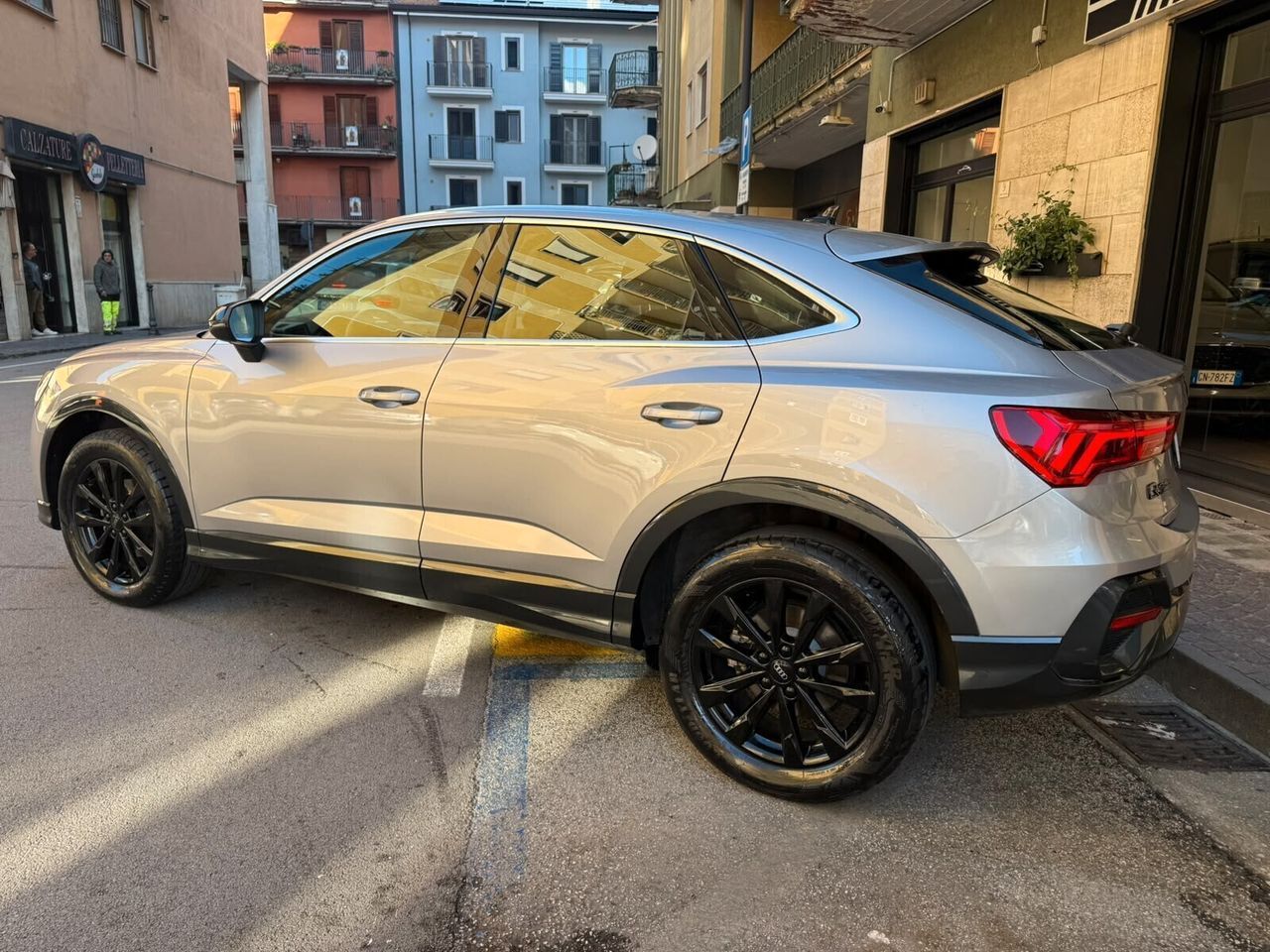 Audi Q3 SPB Sportback 35 TDI 2.0 d 150cv imagem 3