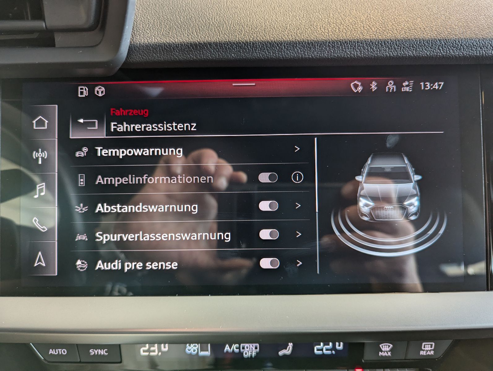 AUDI A3 30 TDI S-Line S-tr. ACC Kamera connect+ SHZ - Image 23
