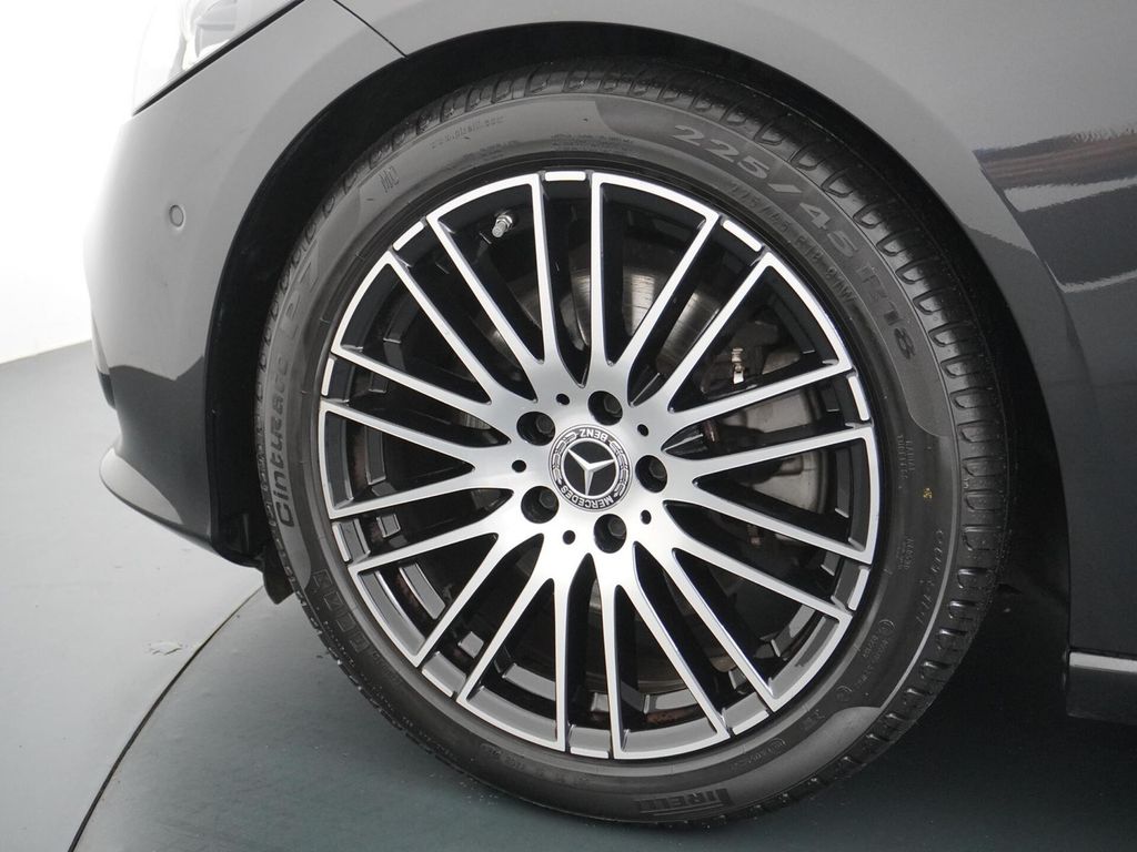 Mercedes-Benz C 200 Estate Launch Edition Luxury Line panorama