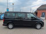 Volkswagen T6 Multivan Klimaautomatik Navigation 7 Sitzer - gebrauchte Kleinbusse in Duisburg