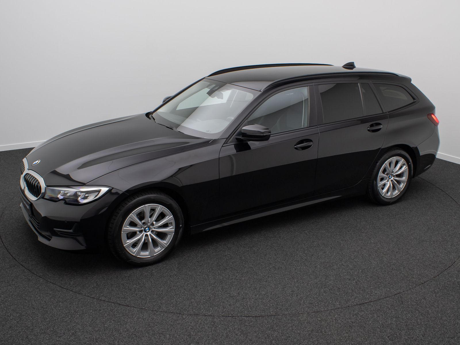 Fahrzeugabbildung BMW 320d Stop&Go PDC Alarm DAB DriveAssist Sportsitz