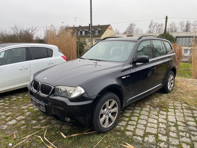 BMW X3 2.0 d * M-Paket * AHK * Allrad * Motorschaden